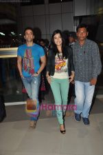 Tusshar Kapoor, Amrita Rao visit Growel Mall in Kandivili, Mumbai on 14th May 2011 (26).JPG